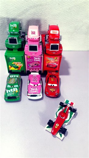 Disney Pixar Cars Lightning McQueen, Mack Truck