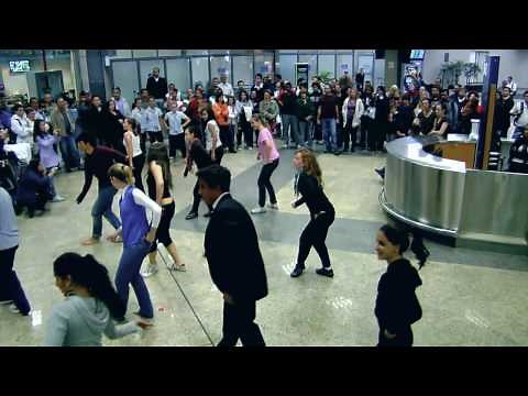 Flash Mob AMDC Viracopos