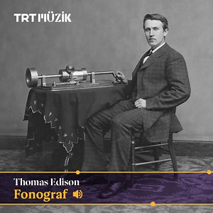 Ses kaydının tarihi yolcuğunda önemli bir yapı taşı olan “fonograf” cihazı ile yapılan ilk kayıt, 1877'de Thomas Edison tarafından yapıldı. Edison, yaptığı fonograf cihazıyla “Mary had a little lamb. Its fleece was as white as snow” sözlü çocuk şarkısını söyleyerek ilk defa insan sesini kaydeden kişi olarak tarihe geçti. İlk ses kaydının 50. yıl dönümü etkinliğinde de Edison aynı kaydı tekrarladı. Bu tarihi kaydı gelin birlikte dinleyelim! 🎶 #ThomasEdison #seskaydı #fonograf | TRT Müzik