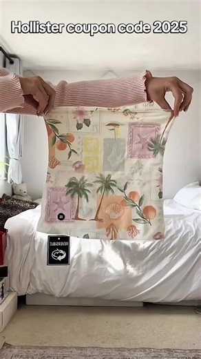 Hollister coupon code 2025 . . #tryonhaul #tiktokshopsummersale #hollister #fyp