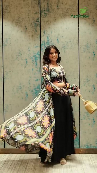 15K views · 79 reactions | Explore elegant jacket suit designs for wedding guests. Choose the one that resonates with your style, making you look absolutely beautiful. Your perfect wedding guest attire is just a choice away! Head to www.asopalav.com or your nearest store to explore our exquisite collection. #trendysuits #weddingoutfits #indianwear #jacketsuits #asopalavcollection #weddingguestoutfit #latestsuits #designerjacketsuits #suitsforwedding #Asopalav | Asopalav | Facebook