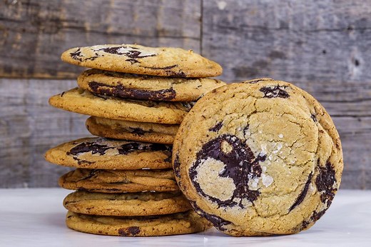 OMG... this chocolate chip cookie recipe from Jacques Torres Chocolate 😍😍😍 GET THE RECIPE: https://rach.tv/2ImpRg6 | Rachael Ray Show