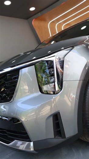 O novo Kia Sorento 4x4 chegou: SUV de 7 lugares que une design robusto, interior sofisticado e motor turbo diesel 2.2L de 194 cv. Presença marcante, tecnologia avançada e espaço para toda a família. Venha conhecer aqui no Rio Open 2026 até o dia 22 de fevereiro! #Kia #KiaBrasil #KiaSorento #Sorento #KiaNoRioOpen MovementThatInspires | Kia Brasil
