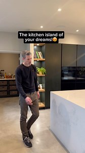 10K views · 299 reactions | Imperial white Caesarstone Quartz wotktops. Effortlessly striking #modernkitchen #germankitchen #decor #interiors #kitchendesign | Black Rok Kitchen Design | Facebook