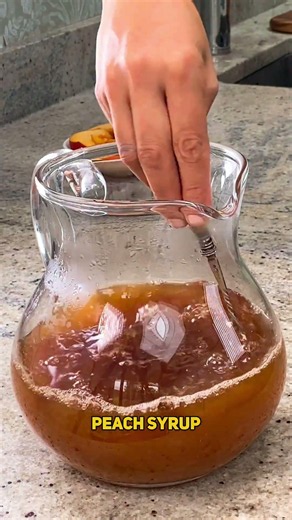 How to Make Peach Iced Tea