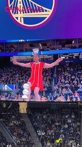 Red Panda rocks the NBA once again! Back by popular demand, the sensational Chinese American acrobat Niu Rong, better known as “Red Panda,” wows the crowd at NBA halftime shows with her performance! Over the past three decades, Niu has been a staple in NBA halftime entertainment. Now, there's a buzz surrounding the possibility of her making a legendary entrance into the Naismith Memorial Basketball Hall of Fame, thanks to the efforts of sportswriter Pablo Torre! Have you marveled a Red Panda per