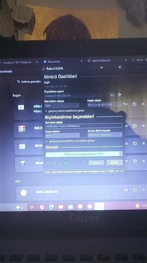 İnşallah rufus'tan Windows 7'yi yüklerken mavi ekran gelmezdi