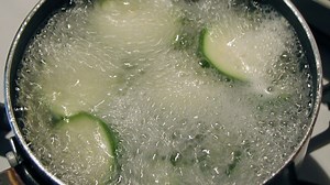 Boiled Zucchini – How To and Recipe | Cooks Dream