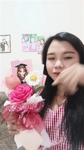 ❤️🌹😁 Graduation bouquet Open for early reservation ⚡️🌼🌹 #bouquet #crochet #handmade #flowers | Richelle Arellano Dastas