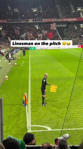 The Referee Forum on Instagram: "Elite assistant referee steps 2–3 metres onto the pitch to do his job properly. Perfectly fine. Common sense officiating. Yet there’s a certain type of referee, usually found in England, who’d be absolutely losing their minds over this because it doesn’t fit their rigid, box-ticking view of how officials should behave. This is the difference between officiating by a rulebook checklist… and officiating to get decisions right."