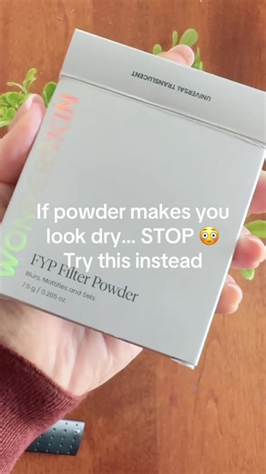 Some powders make you look snatched… and then 10 minutes later you’re like 🥴 This one is actually smoothing and lightweight—my makeup looks softer, not heavier. Major “real life filter” energy. @Wonderskin Beauty #wonderskinbeauty #makeupsettingpowder #undereyemakeup #concealertips #cakeymakeup