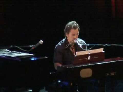 Walk Like A Man (solo piano) Bruce Springsteen 8/1/2005 Cincinnati, OH