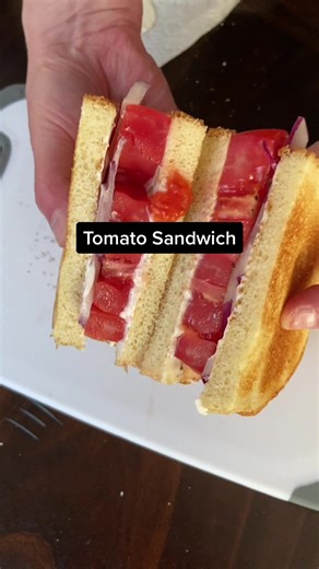 Delicious Southern Tomato Sandwich Recipe