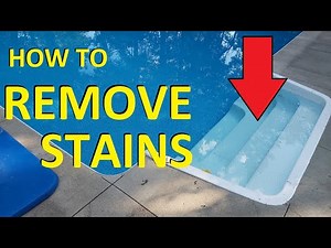 How To Clean Steps in a Vinyl Liner Pool