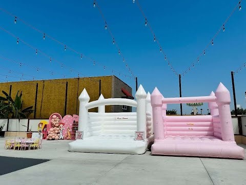 "Blush Dreamscape" Bounce Castle: Where Fairytale Moments Bounce to Life🏰