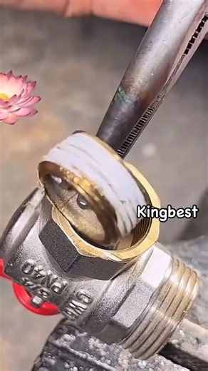 何宏军 on Instagram: "How to get it out of the tap? Product link in bio WhatsApp 008615985883037 #tap#pipe#plumer#plumberlife #pipecleaners #metal#install #installing #homeimprovement #handtools #porcelain #fyp #shopping #restoration #howto #tiles"