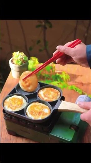 🍳 Make breakfast faster, easier, and cleaner with this 4-Cup Nonstick Egg Frying Pan