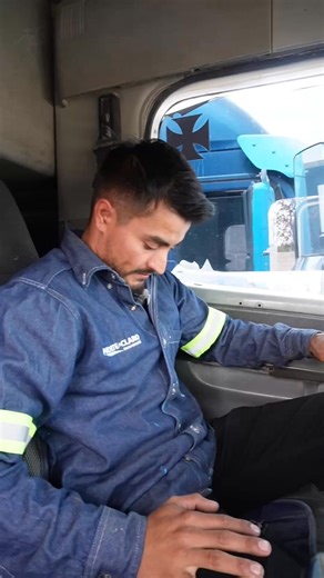 7.2M views · 125K reactions |  Reemplazar a un operador no es tan sencillo como parece. Cada baja representa costos ocultos: capacitación, pérdida de experiencia y menor productividad. En un sector donde la eficiencia lo es todo, retener talento no es una opción… es una estrategia. | Master en Transporte | Facebook