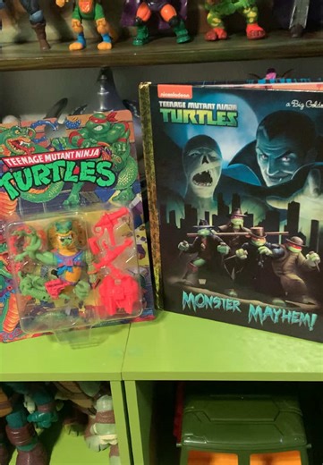 Two surprises for my son in his Ninja Turtle area for when he wakes up from his nap. #teenagemutantninjaturtles #tmnt #ninjaturtles #abcxyz #fy