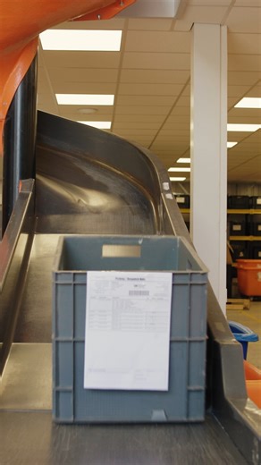 📦 Monday morning in motion A busy start to the week as our warehouse team carefully prepares and packs orders for delivery across the UK. Every box leaves with the same attention to detail, ensuring your workwear arrives on time and ready to go. Start your order today at workwearexpress.com | Workwear Express