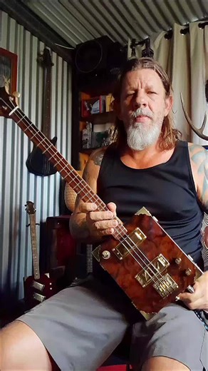 Handmade Cigar Box Guitar: Burl Walnut Build