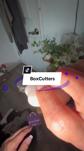 #tiktokmademebuyit #homeessentials #boxcutter #tiktokshopfalldealsforyou #diytools . Cut through the clutter with ease ☁️✨ The Clouds box cutter makes every slice smooth, safe, and sharp