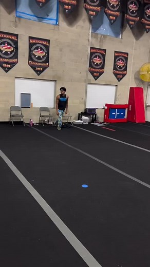 @tumbling_dee #tumbling #crazy #awesome #tornado #fulltwist #amazing | Cyber Street Flips