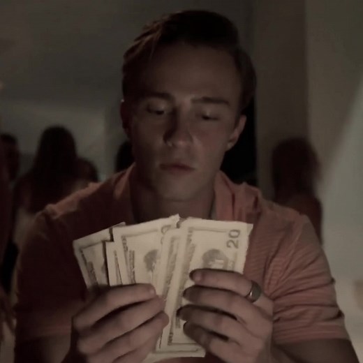 This look has a special place in my heart #rafecameron #obx #drewstarkey #rafecameronedit