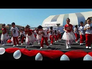 Içdaş İlkokulu 23 Nisan Milli Dansı/ Türk çocuğusun