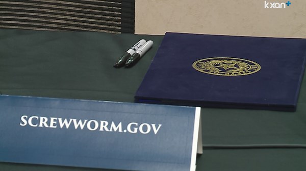 Abbott, state leaders give update on New World screwworm response