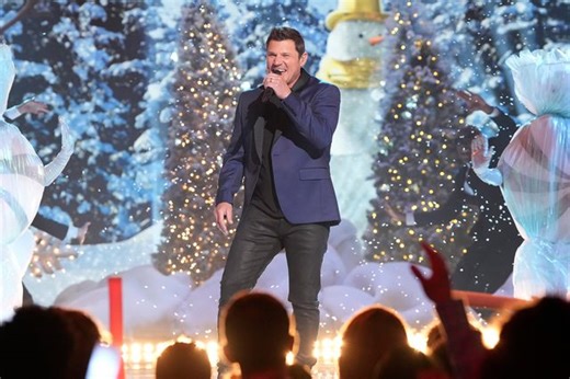 “Masked Singer” winner Nick Lachey gets into the holiday spirit and Rita Ora returns in exclusive season 12 finale clip