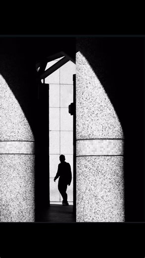 Mystreet_Women on Instagram: "We are presenting the work of 📸 @bijiunchenbjc Congratulations!!! Please, visit our featured artist’s gallery for more amazing photos! Selected by @zeryaden #mystreet_bijiunchenbjc . . Use #mystreet_women or tag @mystreet_women to get featured too!⠀ Join our new, fresh and creative hub by following @mystreet_women Please visit our friends Hubs 🔺 @mystreet_bnw 🔺 @unlimited_zone_zin 🔺 @streetphotographybrazil 🔺 @top_repost_bnw 🔺 @visions.of.art2 . #eyephotomagaz