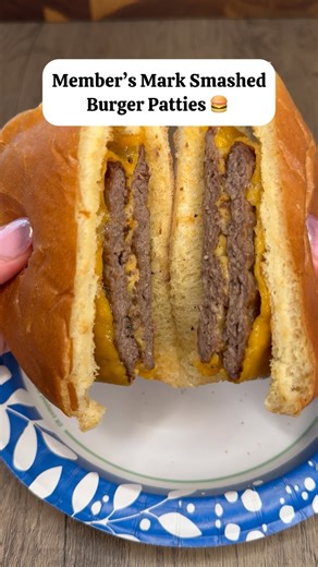🍔 NEW in the frozen section — Member’s Mark Smashed Burger Patties! 👀 I was just as excited as you and had to get a review up ASAP! 💨 Head to my page @samsclubfoodreview for the full review POST to get all the juicy details on this new @samsclub find! 🔥🧊🍴 #SamsClub #MembersMark #FoodReview #SamsClubFoodReview #SamsClubFoodReviews #SamsClubFood #Dessert #NewFood #SamsClubFinds #ExplorePage #NewFoodFinds #FYP #WeekendVibes #ForYouPage #Clubbin #NewFinds #Breakfast #Dinner #Snacks #Lunch #Mea