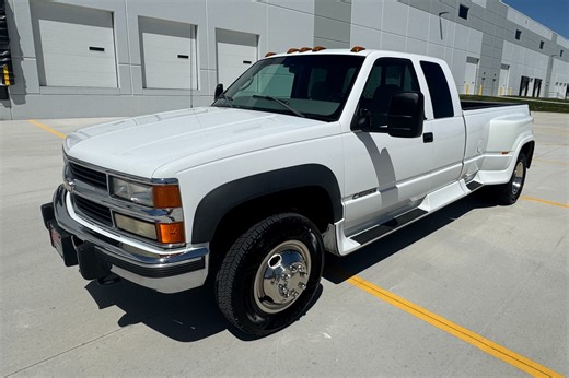 No Reserve: 1998 Chevrolet K3500 Silverado Extended Cab Turbodiesel 4×4 Dually