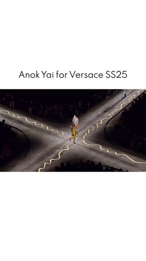 The Runway Project | @versace #runway #rampwalk #supermodel #fashionstyle #fall #moda #catwalk #supermodels #fyp #topmodels #designer #fashionshow... | Instagram