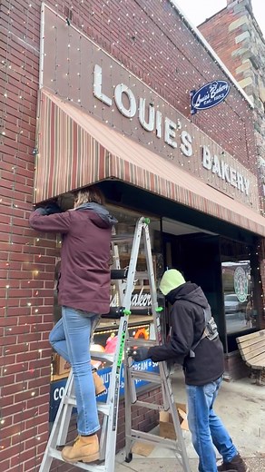 If all you want for Christmas is the best nut rolls, look no further! @louies_bakery has been family owned and serving the community the best baked goods for over 70 years. Thrilled to have put this light display on a Marshall, MI favorite 🍩 🍪🍞🧁 #marshallmi #lightdisplays #christmaslights #itstime #marshallmichigan #doughnuts #donut #bakery #michiganmade #shopsmall #familybusiness | Party Time Events