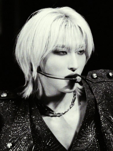 Seonghwa's Stunning Transformation in ATEEZ Edits