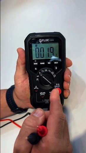 ESSE MULTIMETRO PODE SER SEU! FLIR DM66!