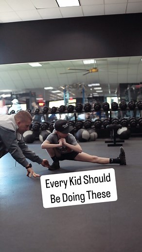 Simple drill I use to progress to the full Cossack Squat. Hold the elevated ISO for 20-30 seconds. When that becomes easier - start holding a weight while doing them. Work to get a little better every time you do them _______________________________________ #strengthandconditioning #exercisescience #personaltrainer #crossfitkids #crossfit | Joey Bergles