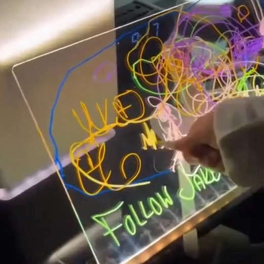 Dessiner devient magique pour les enfants s'amuseront pendant des heures avec ces fournitures de haute qualité, résistantes et durables ! | Mode modèle | Facebook