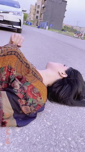 Hotness over loaded International Queen | International Queen