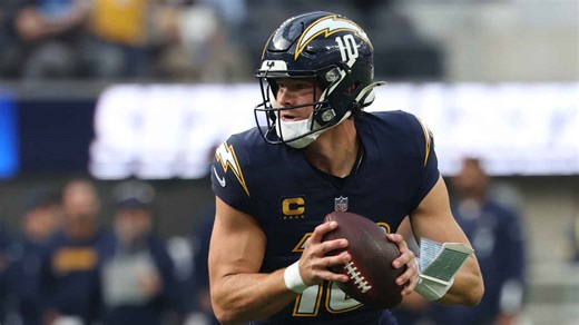 Chargers' Justin Herbert expected to start vs. Eagles on MNF