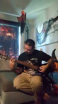 Alice in chains got me wrong guitar practice #guitarpractice #grunge #heavymetal 🐰#rock 😒