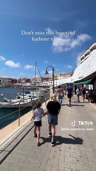 Explora Menorca: Calas Fonts y Es Castell