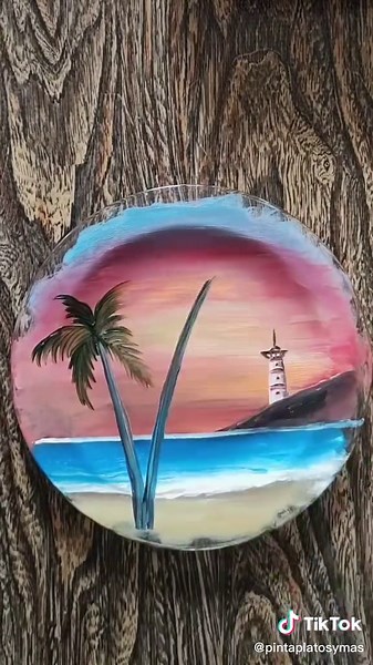 Cómo Pintar un Paisaje de Playa en un Plato