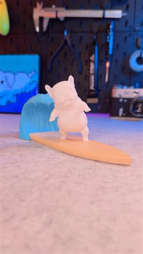 3D Printed Chill Dog on Surf Meme🐶