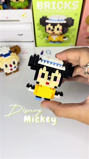 Building a Lego Mickey Mouse Brick Set