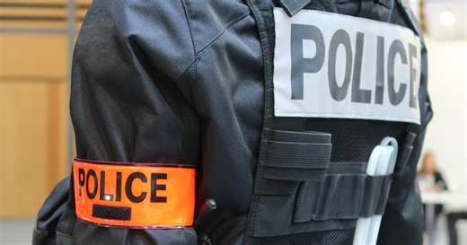 Haute-Loire : un homme a-t-il tiré avec sa carabine à proximité d’un groupe d’enfants en proférant des insultes racistes ?