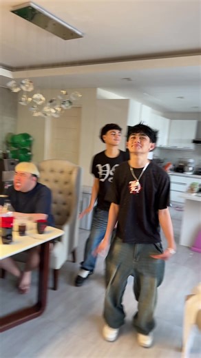 @keith @Kenneth danks | keith singing