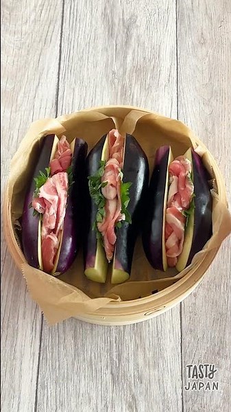 【なすはせいろ蒸ししてみて！】これは無限に食べたい…！簡単なのに本格的なリピ確定のなすと豚バラ肉レシピ